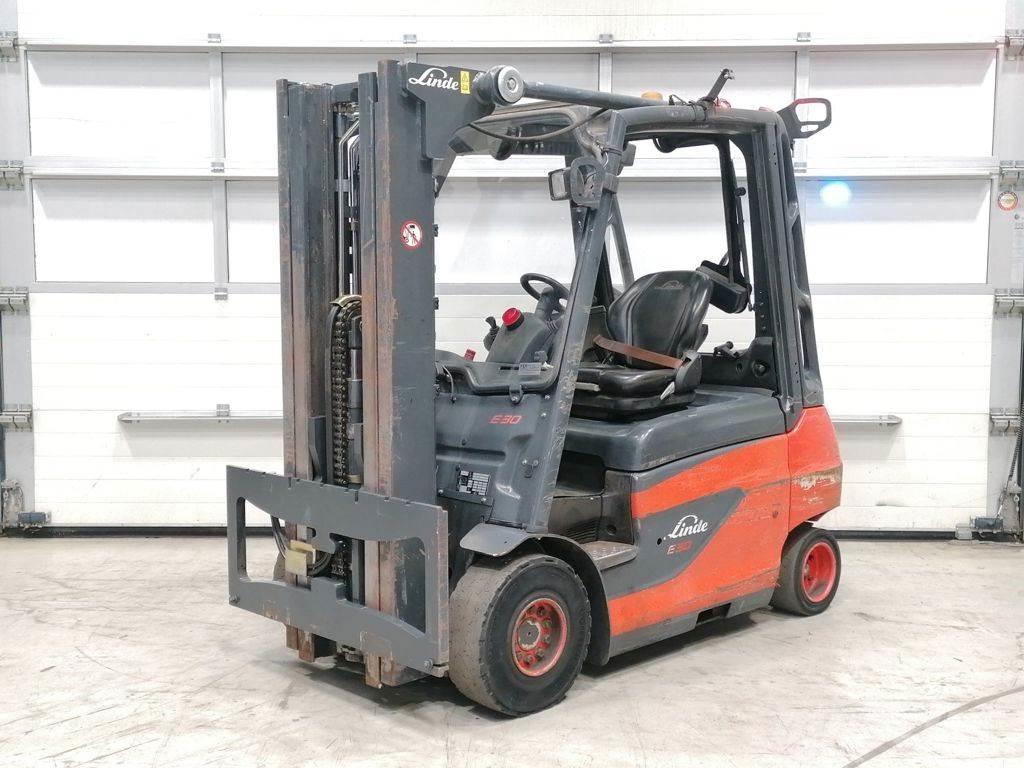 Linde E30-01 Elektrikli forkliftler