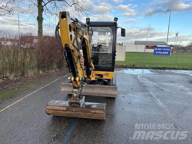 CAT 302.7 D CR Paletli ekskavatörler