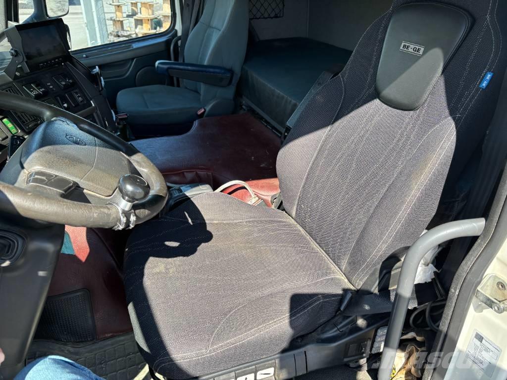 Volvo FM 460 Plogbil Vinçli kamyonlar
