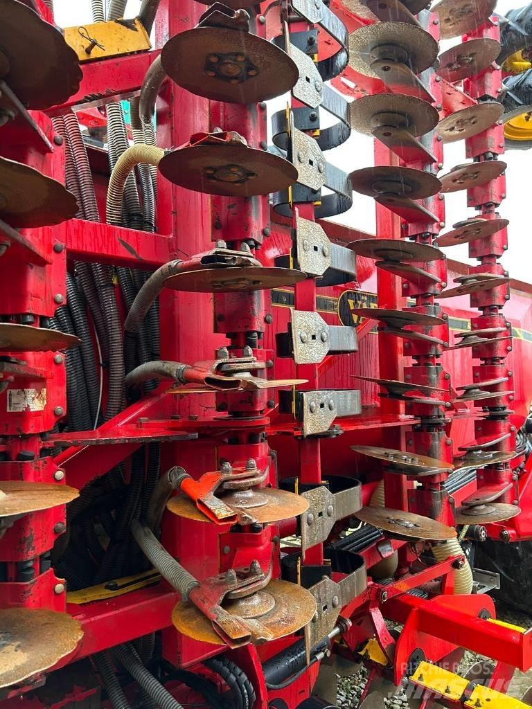 Väderstad Rapid800 Kombine hububat mibzerleri