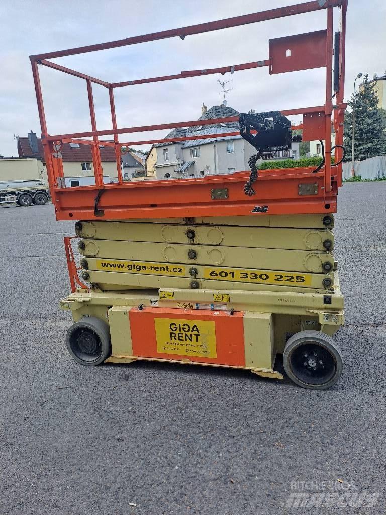 JLG 10rs Makasli platformlar