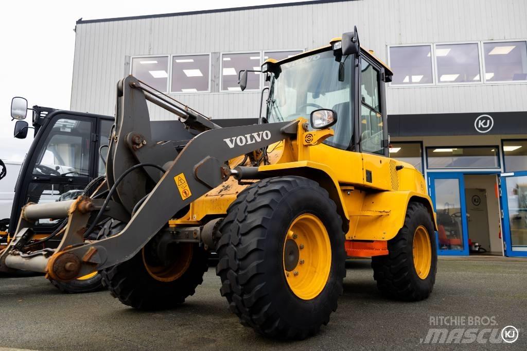 Volvo L 35 Tekerlekli yükleyiciler