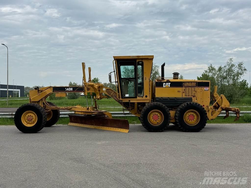CAT 140H Greyderler