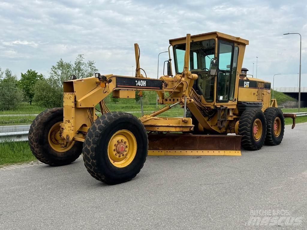 CAT 140H Greyderler