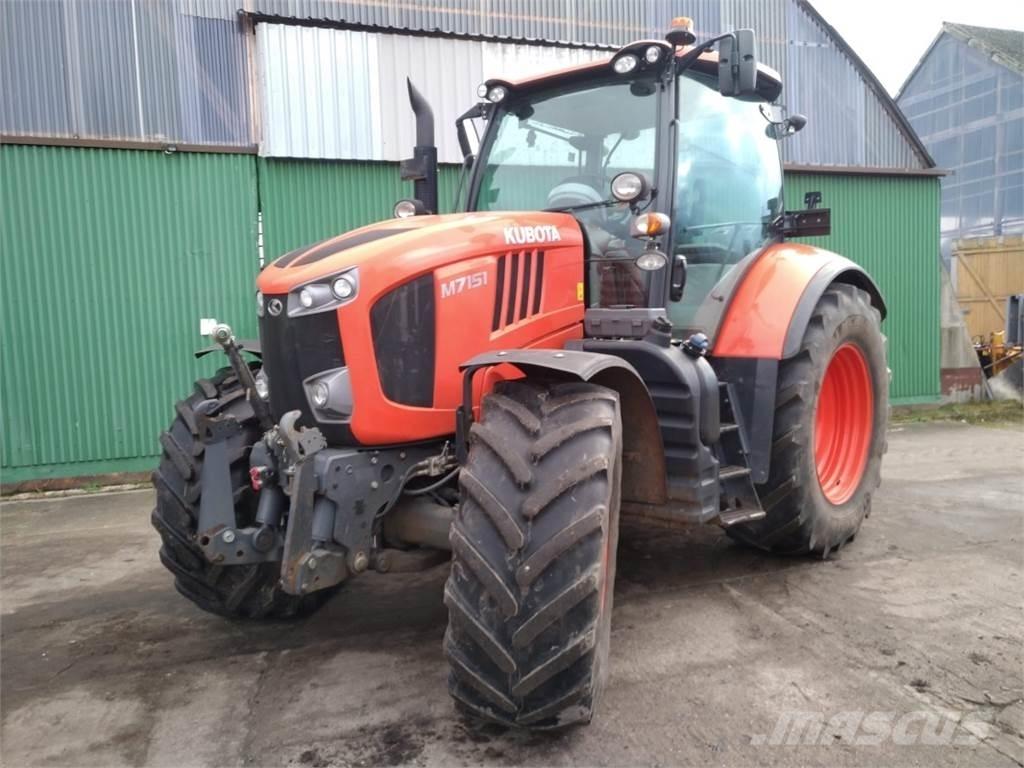 Kubota M7151 Traktörler