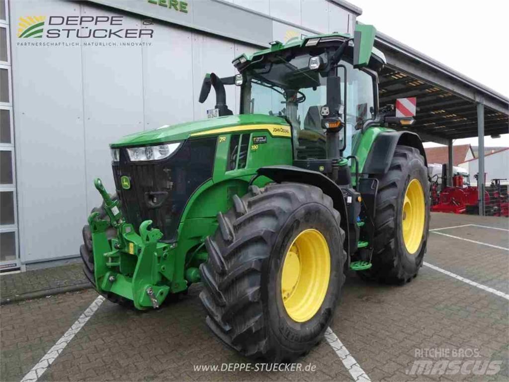 John Deere 7R 330 Traktörler
