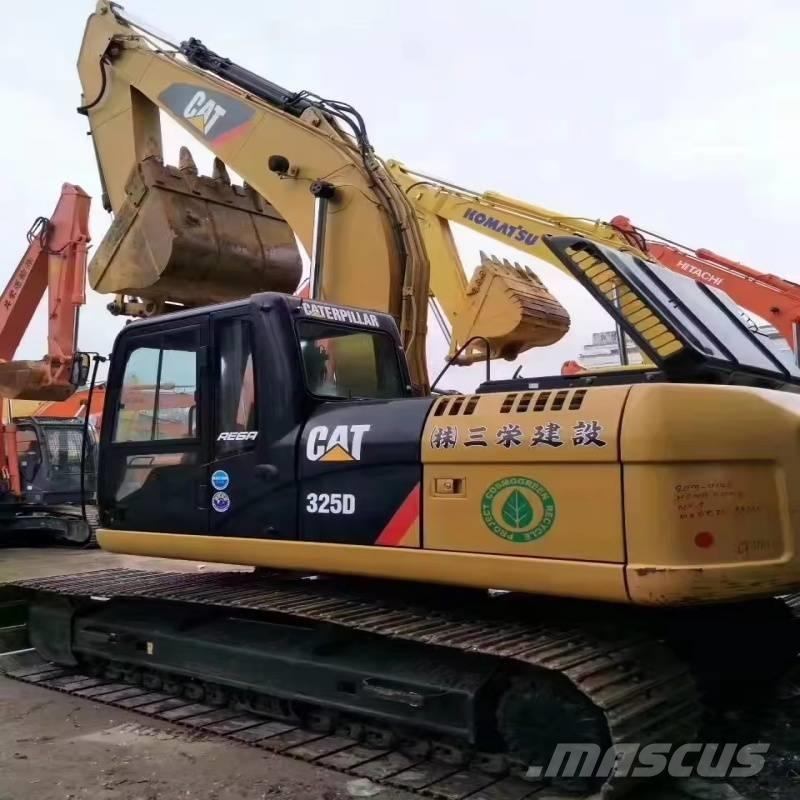 CAT 325 D Paletli ekskavatörler