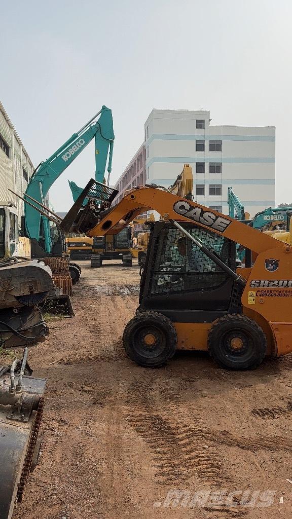 CASE SR200 Skid steer loderler
