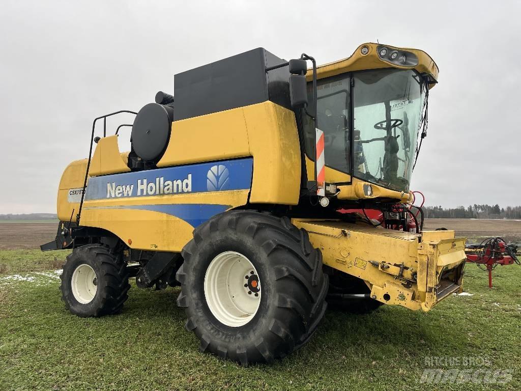 New Holland CSX 7070 Biçerdöverler