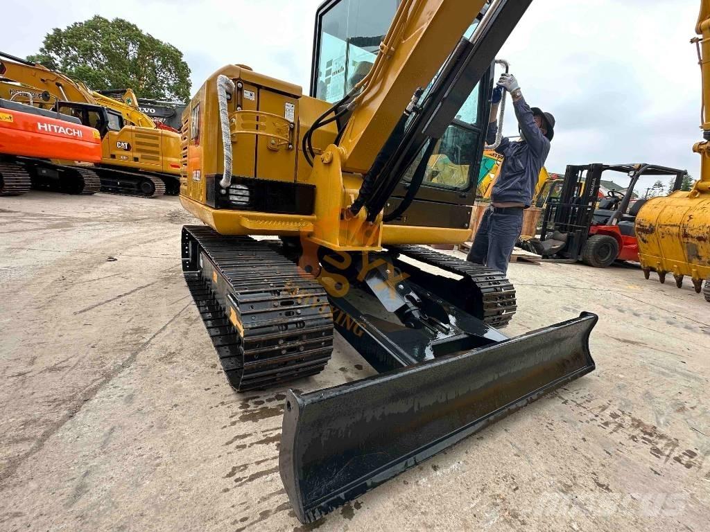 CAT 305.5E2 Paletli ekskavatörler