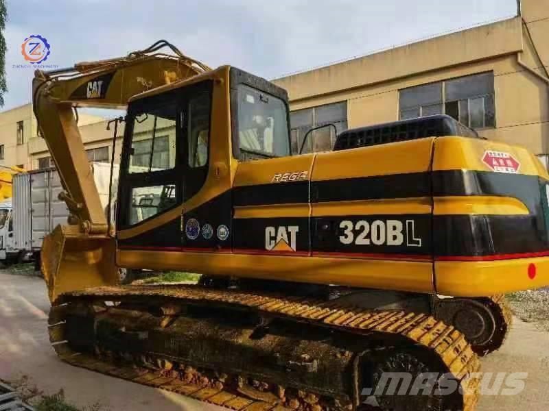 CAT 320 B L Paletli ekskavatörler