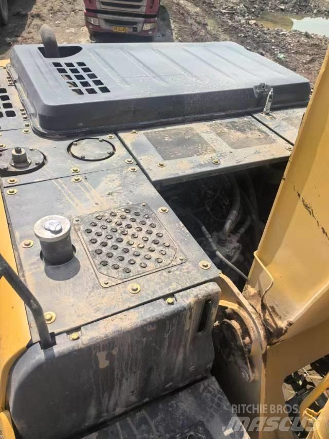 Sumitomo SH200-5 Paletli ekskavatörler