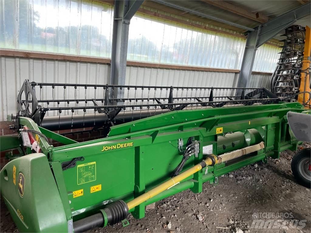 John Deere 622R Agaç kesme robotlari