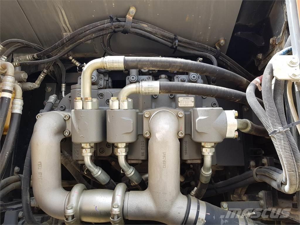 Hitachi KSD 405-6 Paletli ekskavatörler