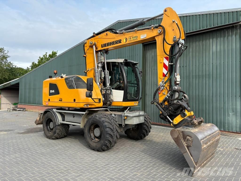 Liebherr A914 Lastik tekerli ekskavatörler