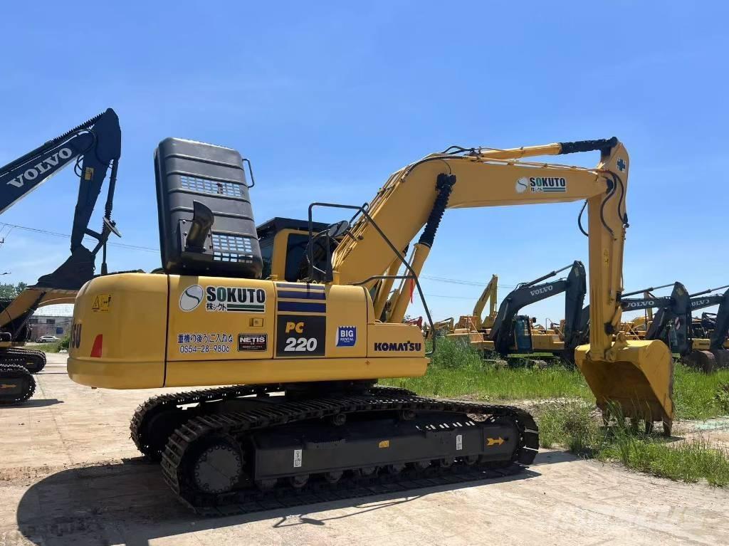 Komatsu 220 Paletli ekskavatörler