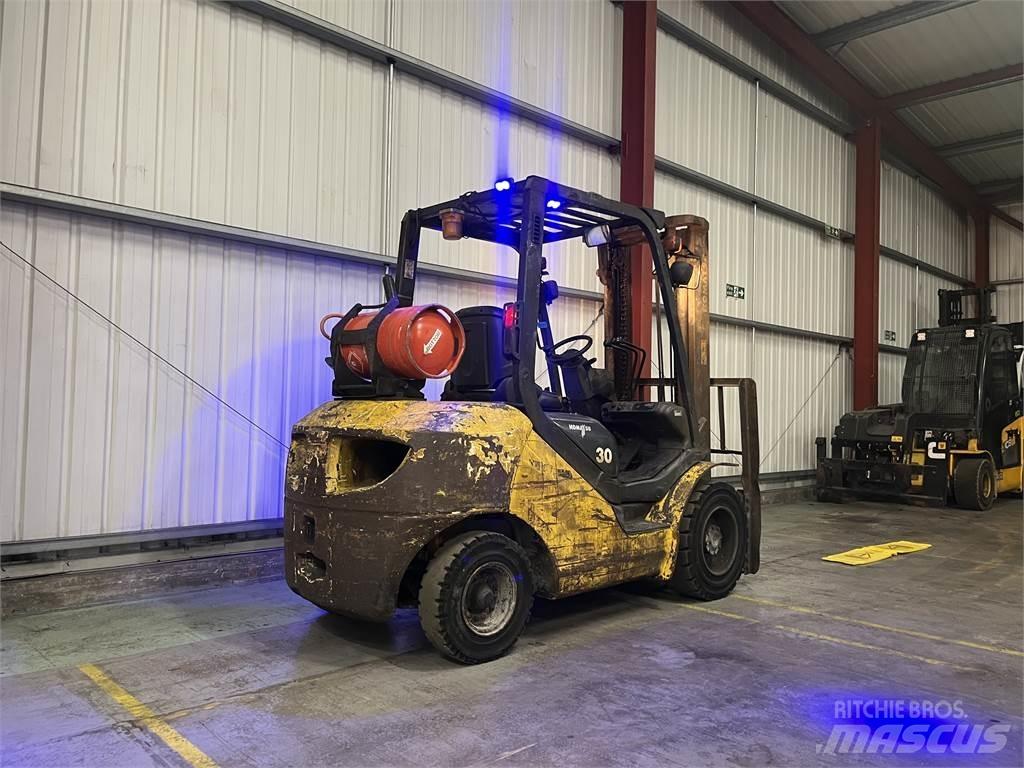Komatsu FG30T-17 LPG'li forkliftler