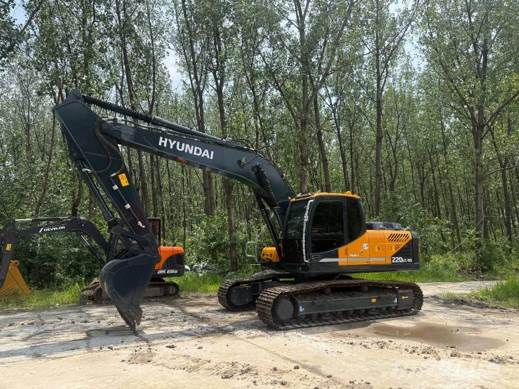 Hyundai R220LC-9S Paletli ekskavatörler