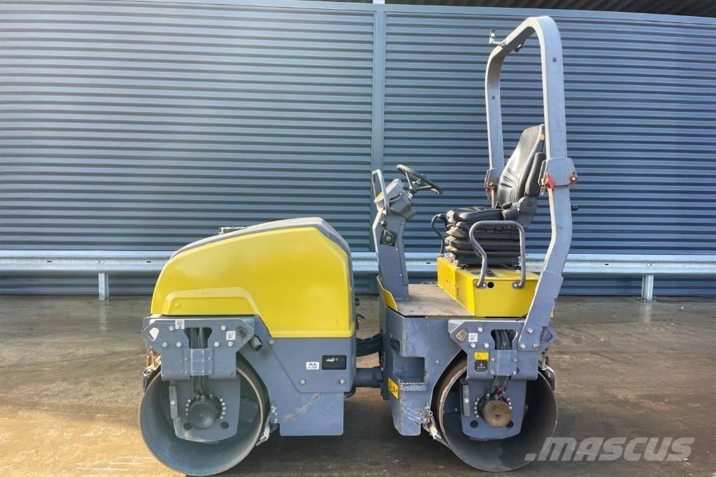 Dynapac CC1200 Çift tamburlu silindirler