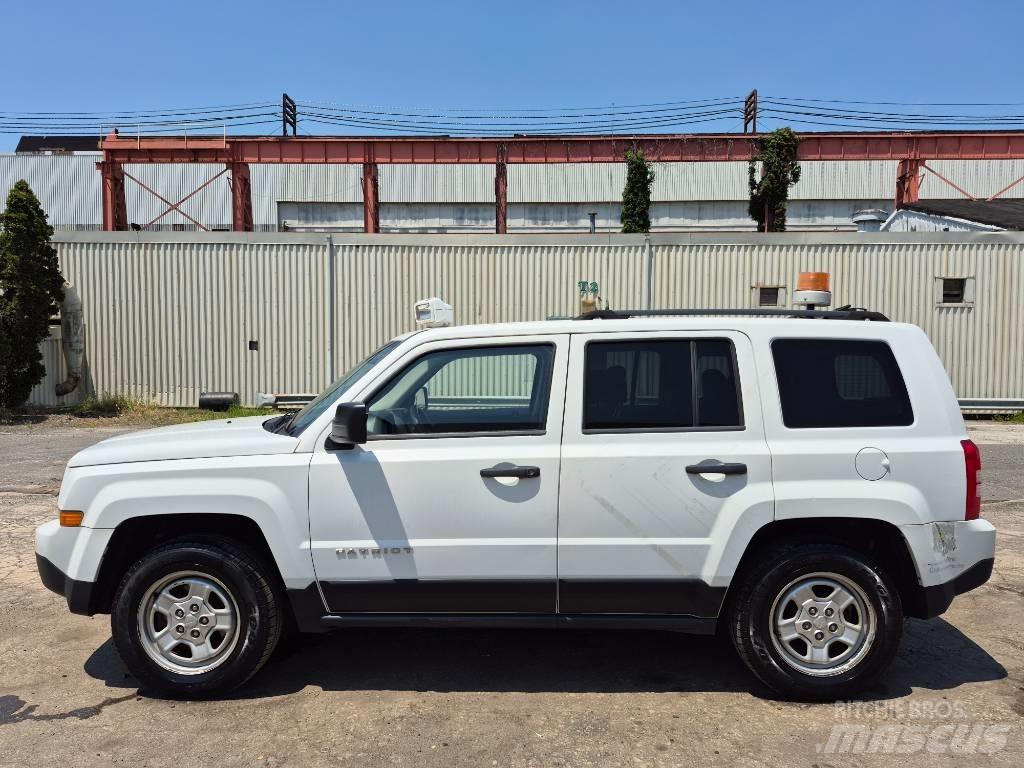 Jeep Patriot Pikaplar