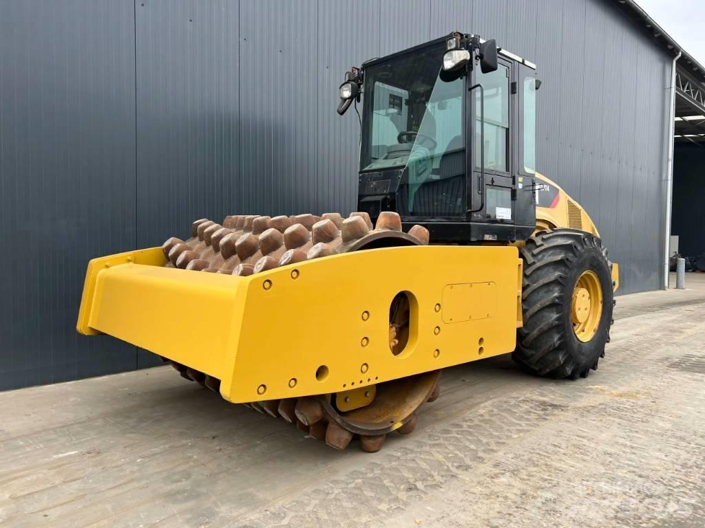 CAT CP74 Tek tamburlu silindirler