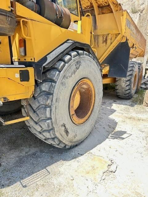 Volvo A 25 C Belden kirma kaya kamyonu