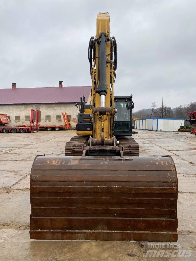 CAT 320 EL Paletli ekskavatörler