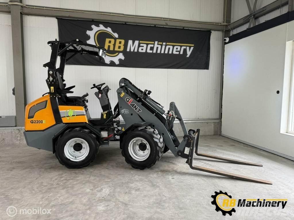 GiANT G2200E Tekerlekli yükleyiciler