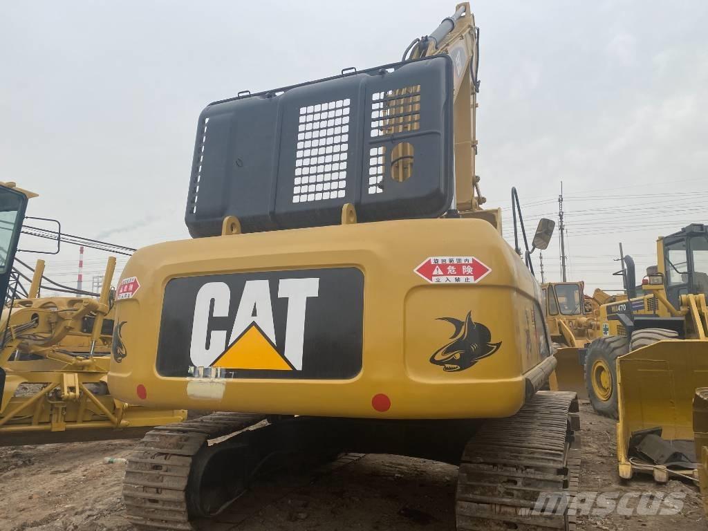 CAT 330 D Paletli ekskavatörler