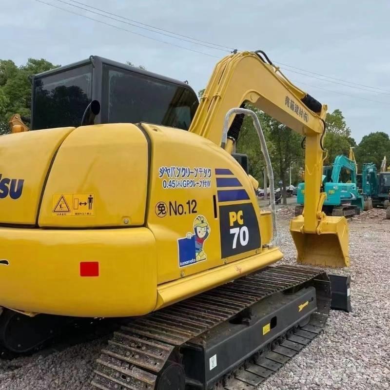 Komatsu PC70 Paletli ekskavatörler