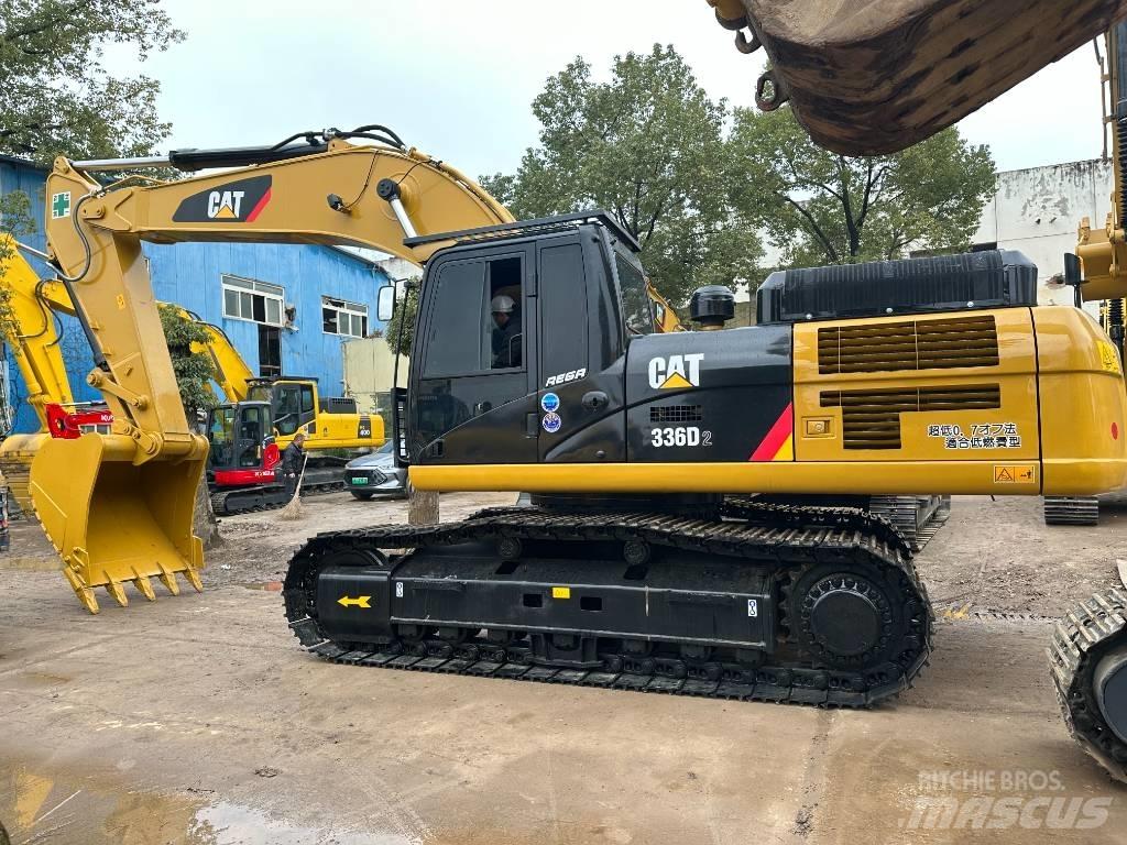 CAT 336 D2 Paletli ekskavatörler