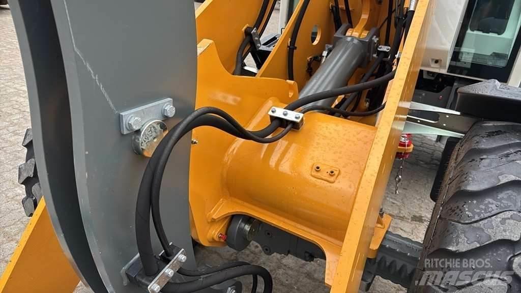 Liebherr L 506 Özel ekskavatörler