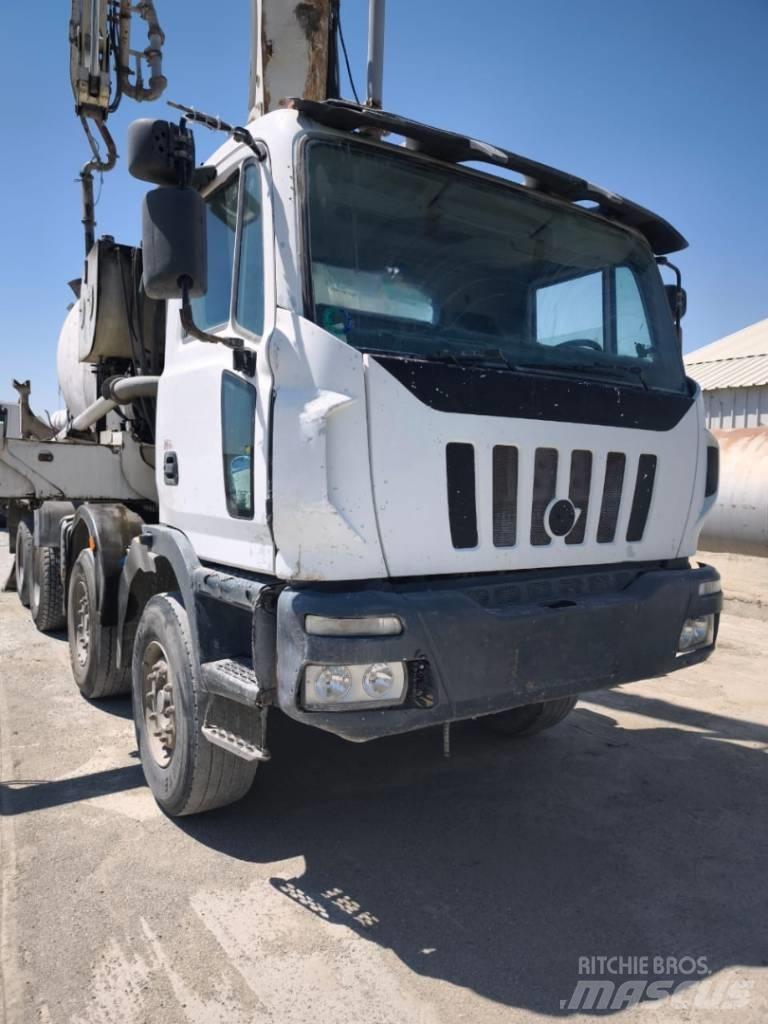 Astra Betonpompa Transmikserler