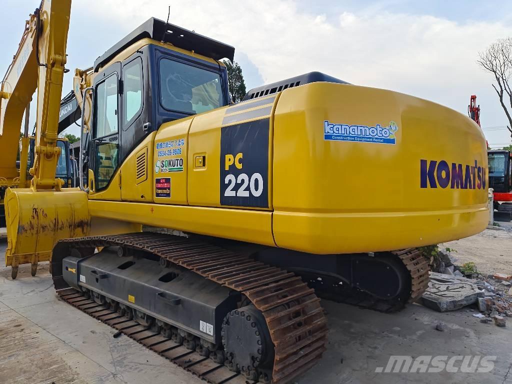 Komatsu PC 220-7 Paletli ekskavatörler