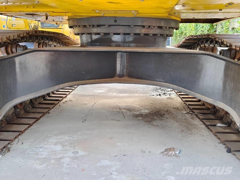 Komatsu PC 220-7 Paletli ekskavatörler