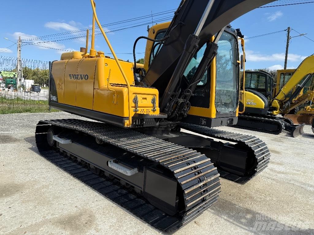 Volvo EC 140 B LC Paletli ekskavatörler