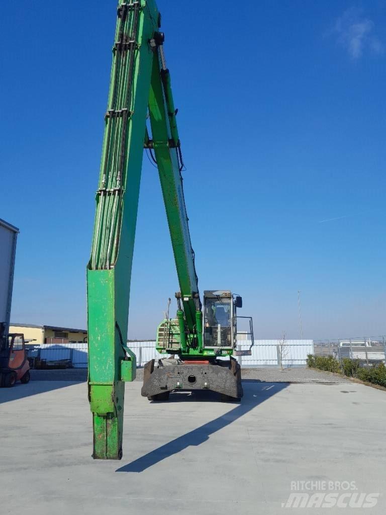 Sennebogen 830 Atık taşıma araçları