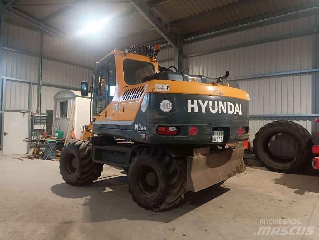 Hyundai RW140-9A Lastik tekerli ekskavatörler
