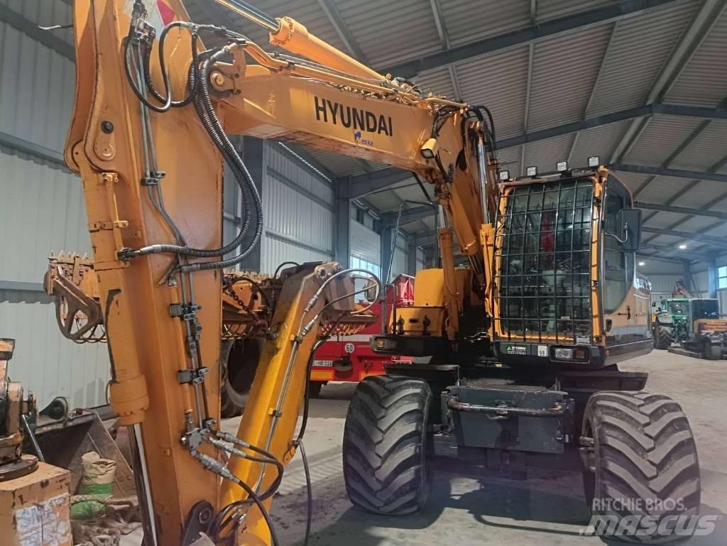 Hyundai RW140-9A Lastik tekerli ekskavatörler