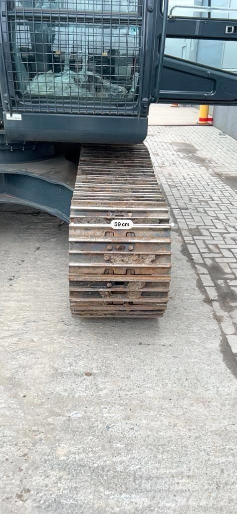 Hyundai R 210 Paletli ekskavatörler