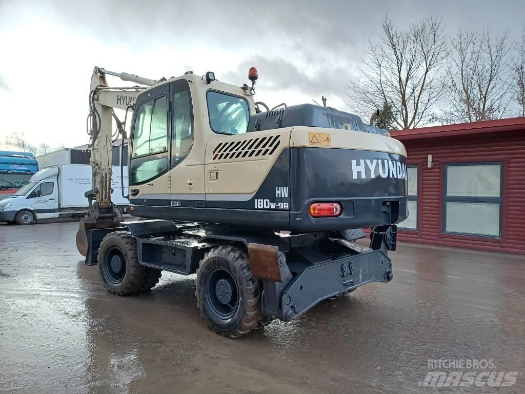 Hyundai HW 180 - 9A Lastik tekerli ekskavatörler