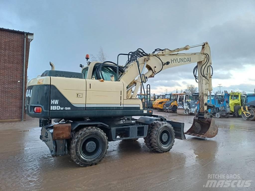 Hyundai HW 180 - 9A Lastik tekerli ekskavatörler