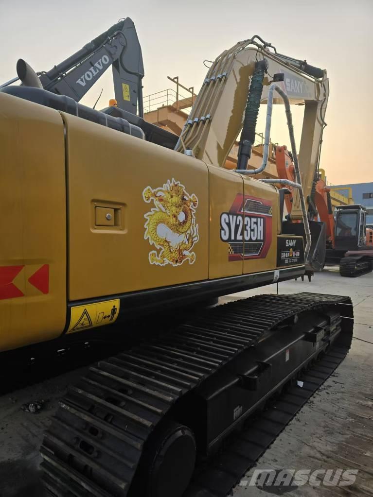 Sany SY 235 Paletli ekskavatörler