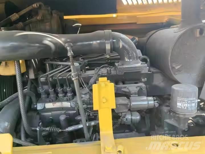 Komatsu PC60 Paletli ekskavatörler