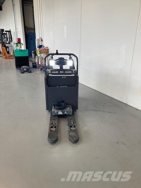 Atlet PLP 200 Akülü depo ekipmanları