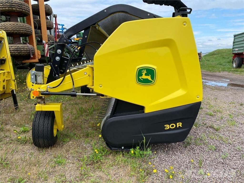 John Deere 30R Biçerdöver aksesuarlari