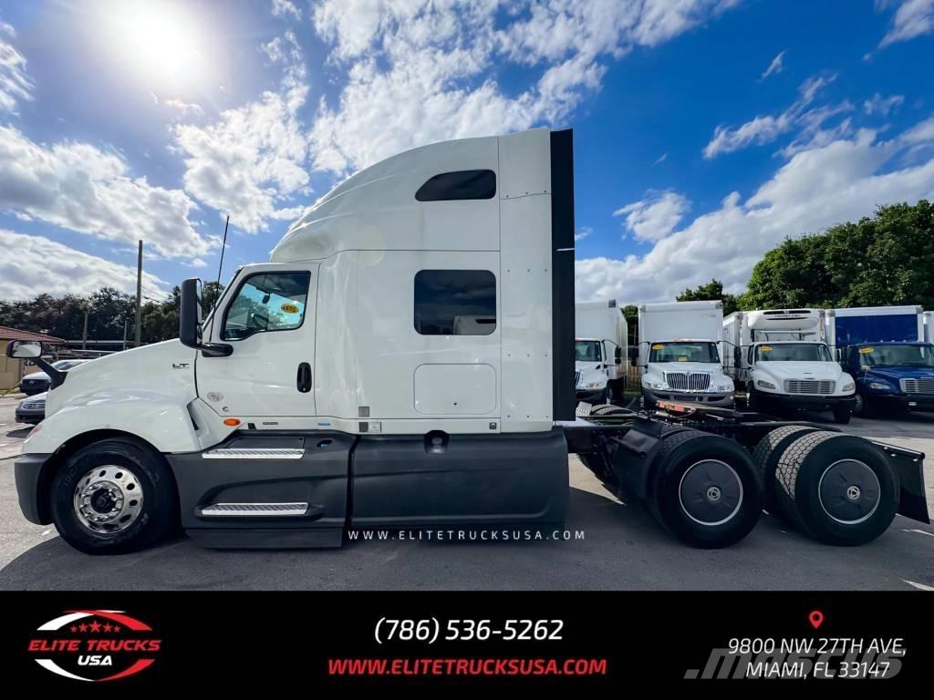 International LT Çekiciler