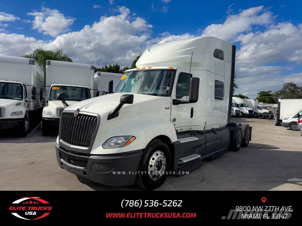 International LT Çekiciler