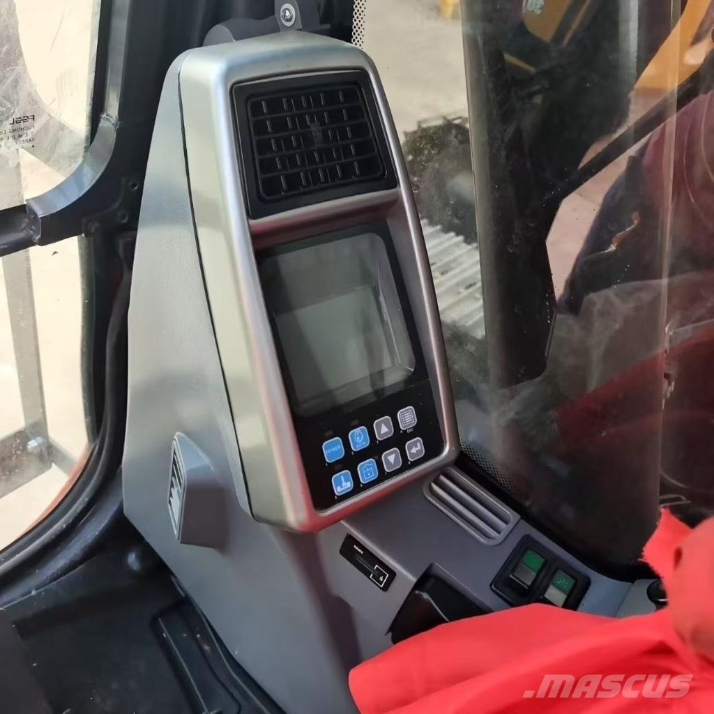 Doosan DX 300 LC Paletli ekskavatörler