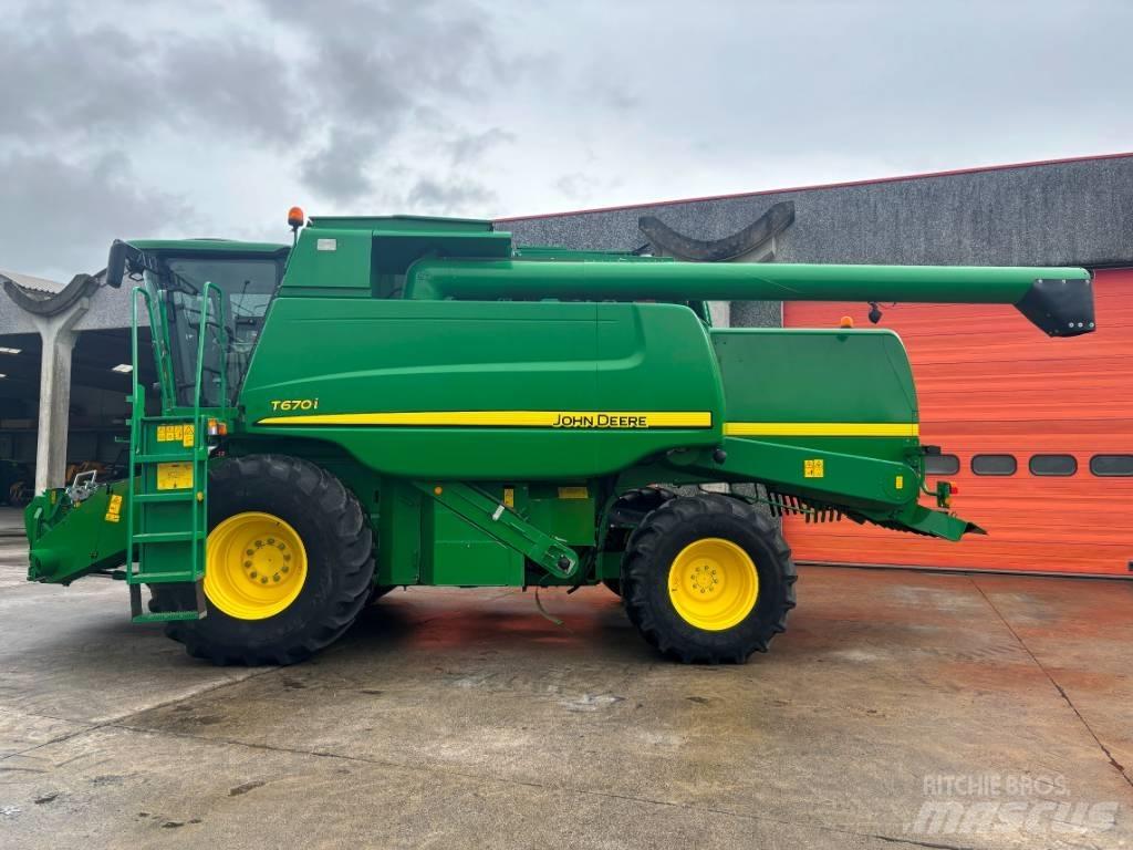 John Deere T 670 i Biçerdöverler